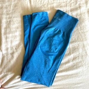 XS NVGTN blue curve leggings